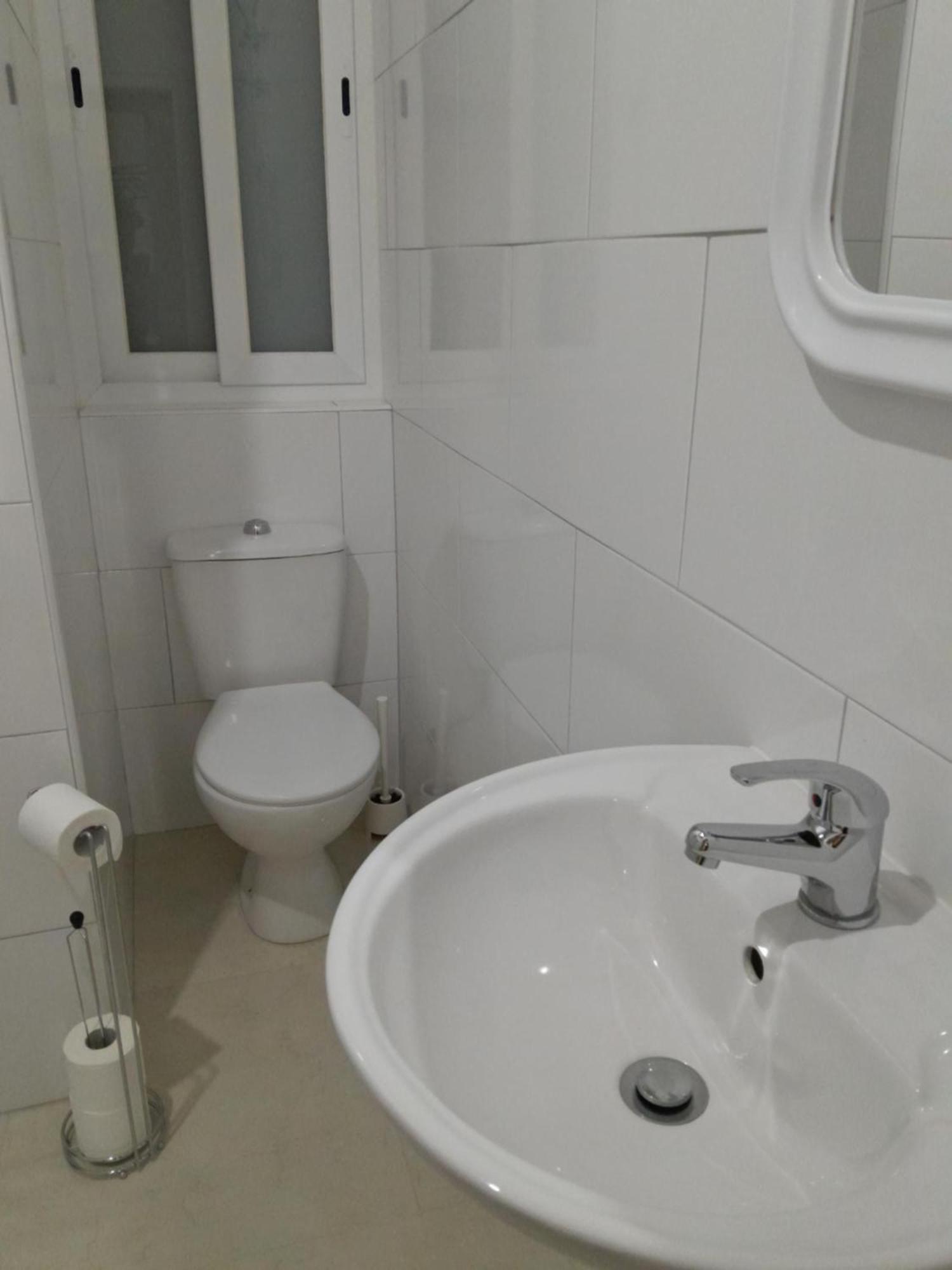 Limestone Suites Слима Екстериор снимка